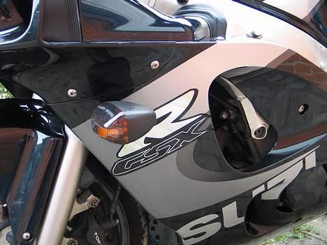 Suzuki GSX600R billede 10