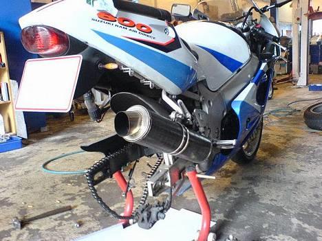 Suzuki GSX-R  (SOLGT) billede 13