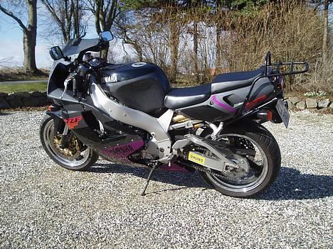 Yamaha YZF 750R billede 8