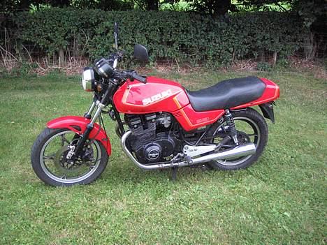 Suzuki GSX 400E Solgt billede 4