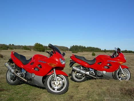 Suzuki GSX 600 F - TWINS billede 19