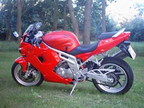 Hyosung GT650R billede 3