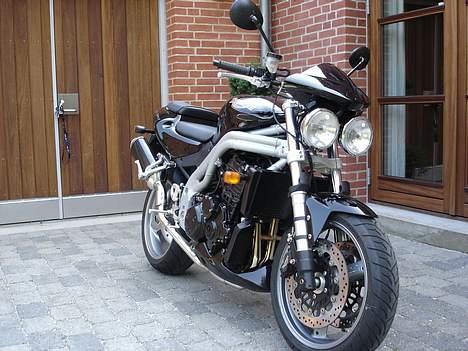 Triumph Speed Triple (solgt) - To frække runde.... billede 4