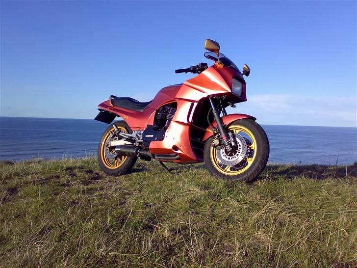 Kawasaki GPz 900r Ninja "Solgt" billede 11