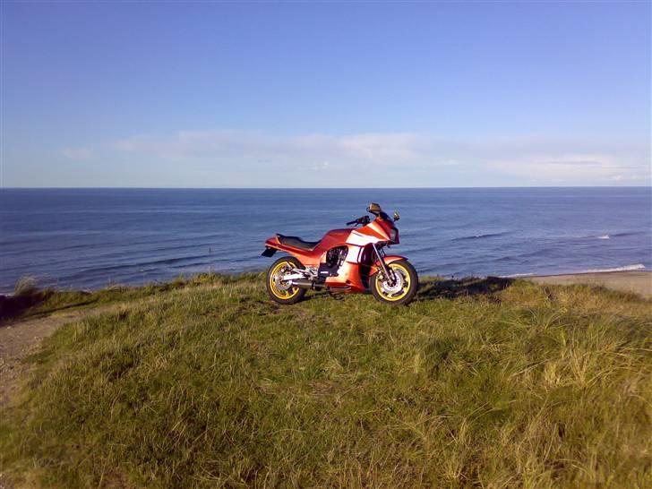 Kawasaki GPz 900r Ninja "Solgt" billede 13