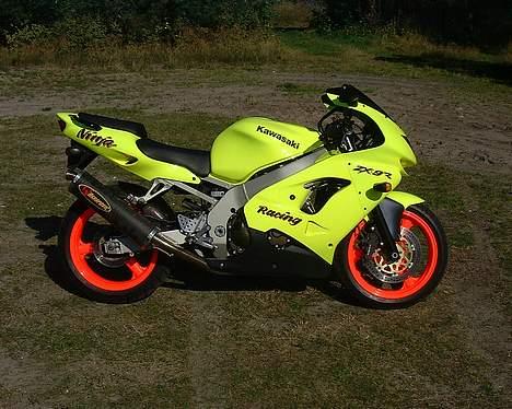 Kawasaki ZX9R billede 3