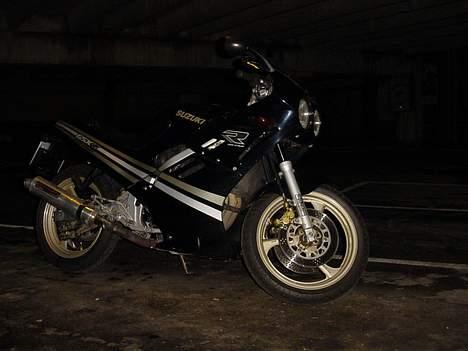 Suzuki GSX-R  *solgt* - Mystik i en parkeringskælder;P billede 6