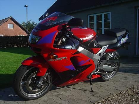 Kawasaki ZX9R billede 4