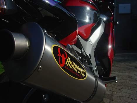 Kawasaki ZX9R billede 6