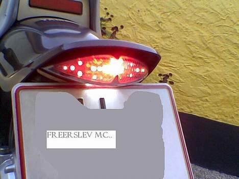 Yamaha Vmax. [power-cruiser] - Diode-baglygte. billede 9