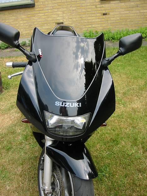 Suzuki RF 900 R "solgt - R.I.P" - Puig "dark" kåbeglas, mini blink og nye mindre spejle billede 7