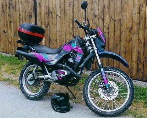 CZ 180 - foto fra udenlandsk side, som den så ud da den var ny. billede 5