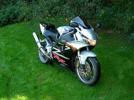 Honda CBR954RR Fireblade billede 3