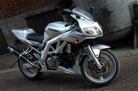 Suzuki SV650S billede 3