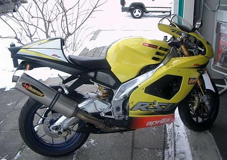 Aprilia RSV Mille R - solgt - Første gang den besigtiges hos forhandleren billede 2