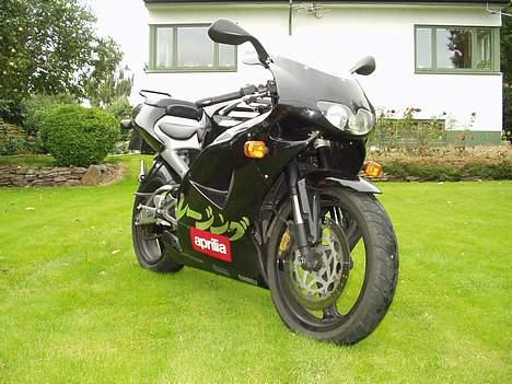Aprilia RS 125 Harada Replica billede 13