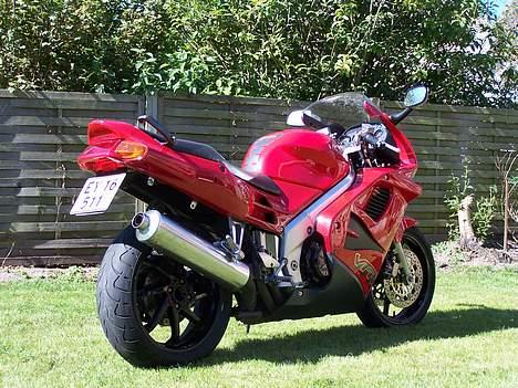 Honda VFR 750 billede 2