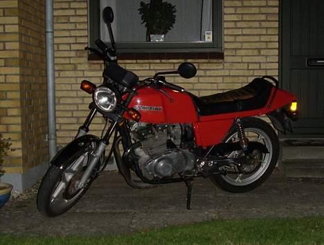 Suzuki GSX400 E **solgt**  - solgt billede 4