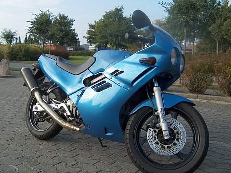 Suzuki gsxr 250 billede 1