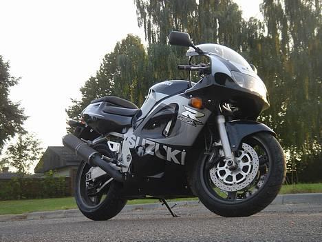 Suzuki gsx-r 600 (SOLGT) billede 4