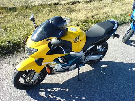 Honda CBR 600 F4 *SOLGT* - Double bubble kåbeglas gør CBR´en lidt mere fræk at se på billede 5