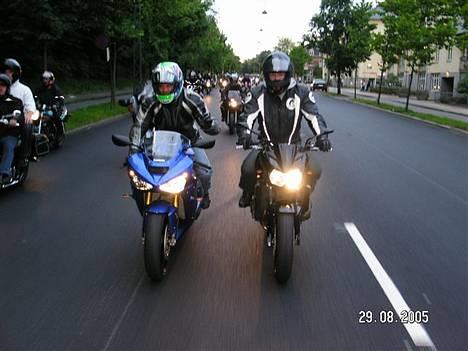 Kawasaki Z 750  - Bakkelukning 2005 billede 12