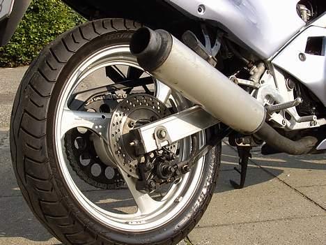 Suzuki GSX 250 R  billede 6