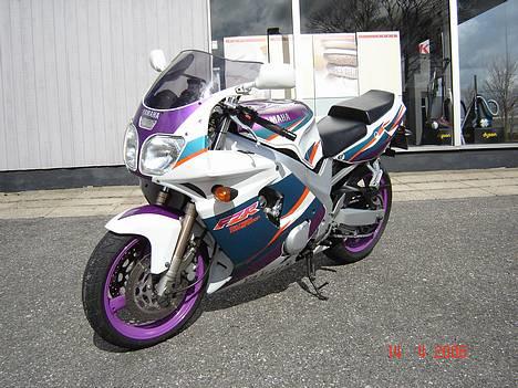 Yamaha FZR 600 R #SOLGT# billede 10