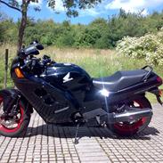 Honda Cbr 1000 f