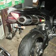 Yamaha yzf r1