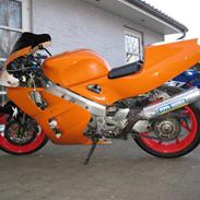 Honda Rvf 400