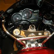 Honda cbr 900 rr fireblade