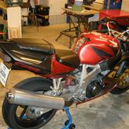 Honda cbr 900 rr fireblade