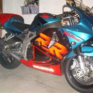 Honda CBR 900 RR Fireblade solglt 