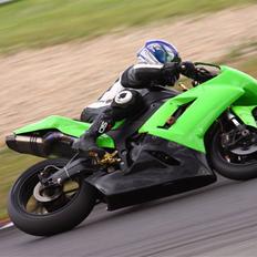 Kawasaki zx6r