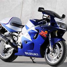 Suzuki GSXR 750 Srad