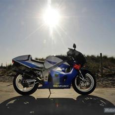 Suzuki GSXR 750 Srad