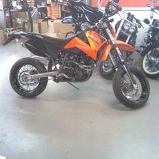 KTM 600
