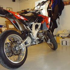 Aprilia SXV 550 Solgt