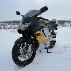 Honda CBR 600 F4