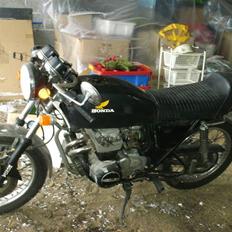 Honda CB 400 Four