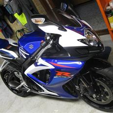 Suzuki Gsxr 750 K7