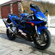 Honda CBR 954 RR        "solgt"