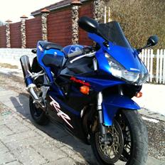 Honda CBR 954 RR        "solgt"