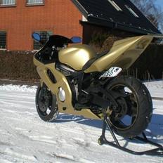 Yamaha R6 "GOLD EDITION" Solgt