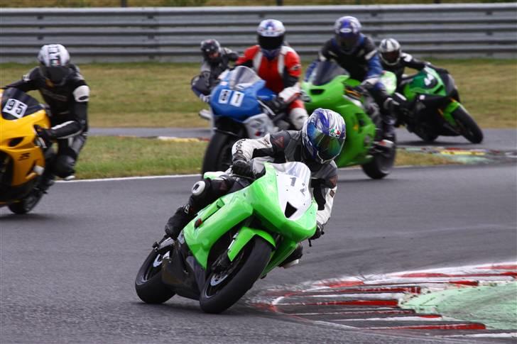 Kawasaki zx6r billede 4