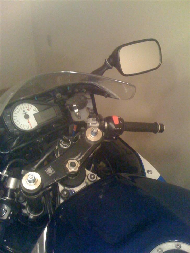 Suzuki GSXR-600 K2 (Solgt) billede 11