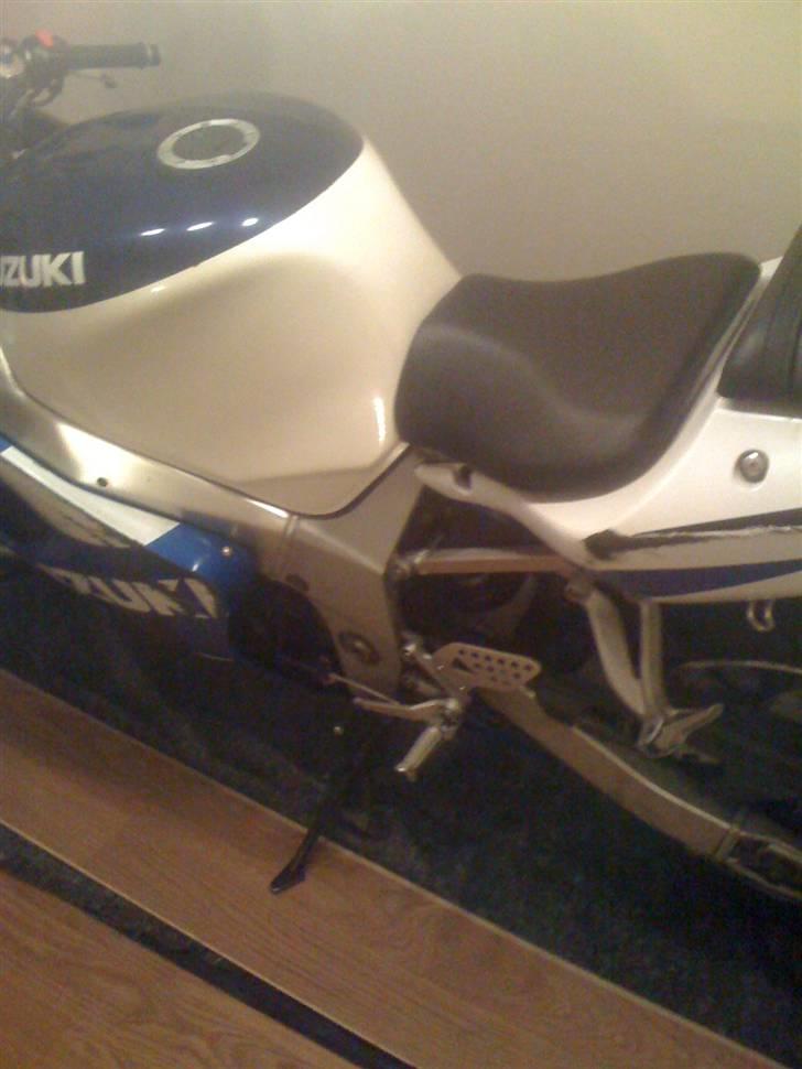 Suzuki GSXR-600 K2 (Solgt) billede 16