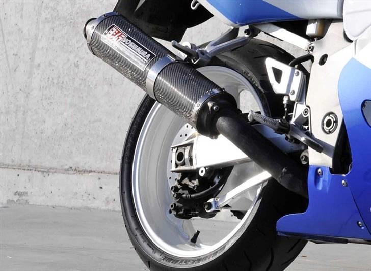 Suzuki GSXR 750 Srad - Yoshimura Carbon billede 4