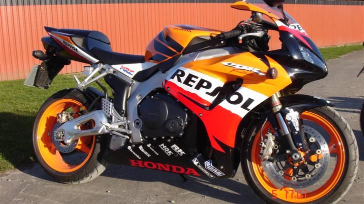 Honda cbr 1000 rr repsol billede 1